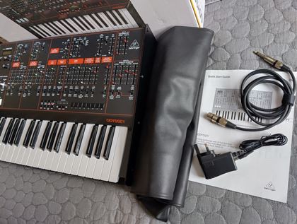 Behringer-Odyssey, boxed with manual & PSU